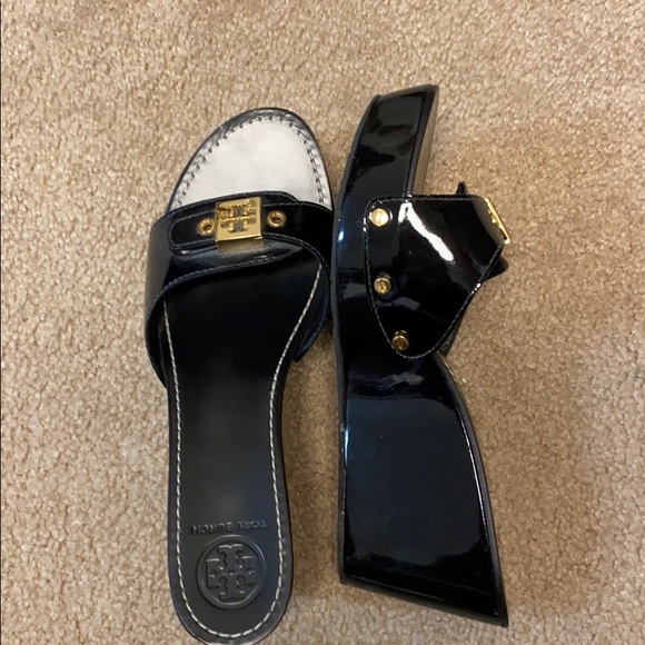Tory Burch black patent wedges - Picture 2 of 3